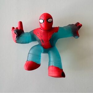 MARVEL Heroes of Goo Jit Zu Spider-Man Stretchable Action Figure - Red and Blue
